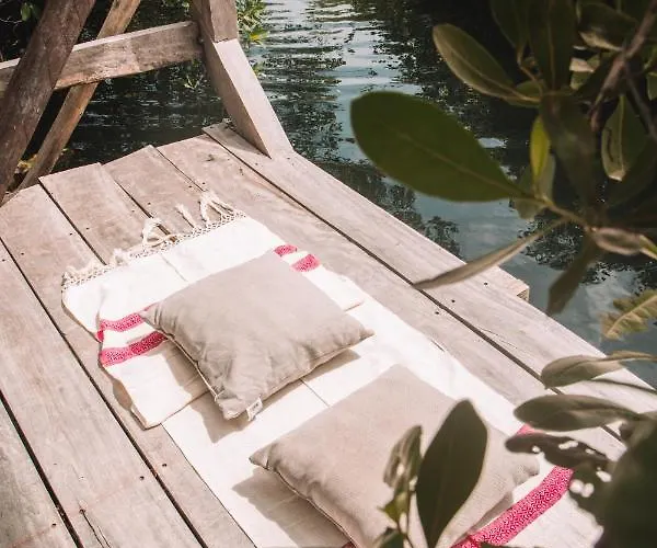 Uman Glamping & Cenote Tulum